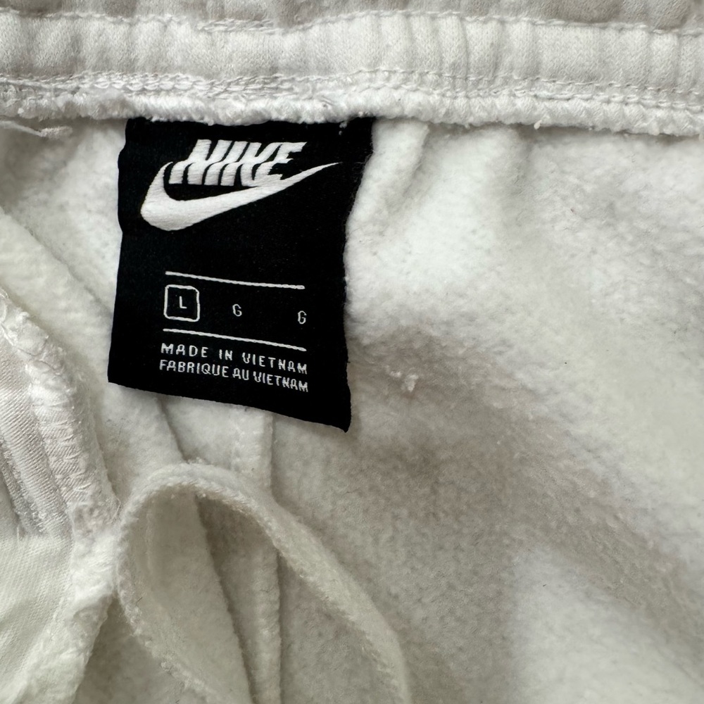 Nike Men's Classic White Sweatpants - Picture 8 of 8